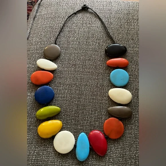 JACKIE BRAZIL Colorful Geometric Beaded Necklace - Picture 10 of 11